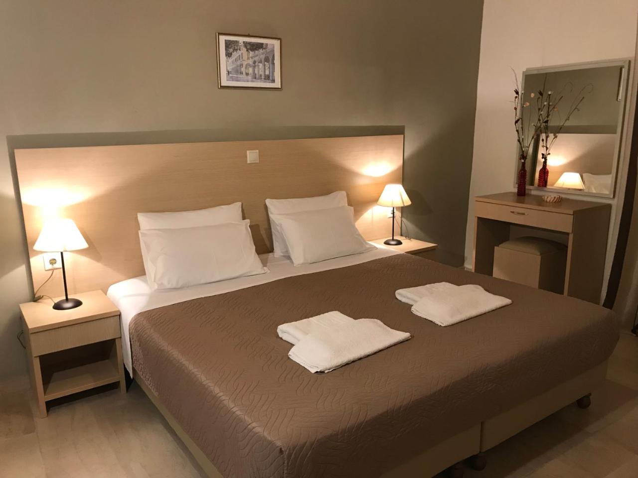 Akrogiali Rooms Mpoukaris Exterior photo